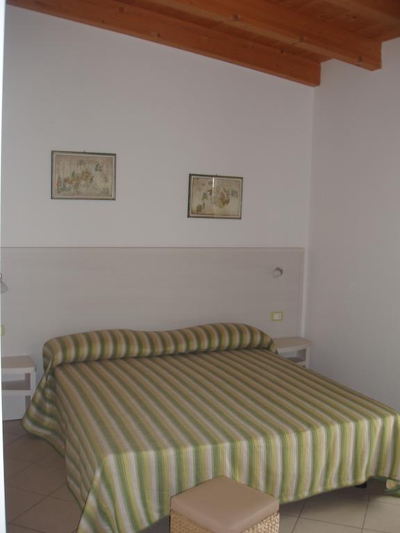 Residence Candeloro Francavilla Al Mare Room photo